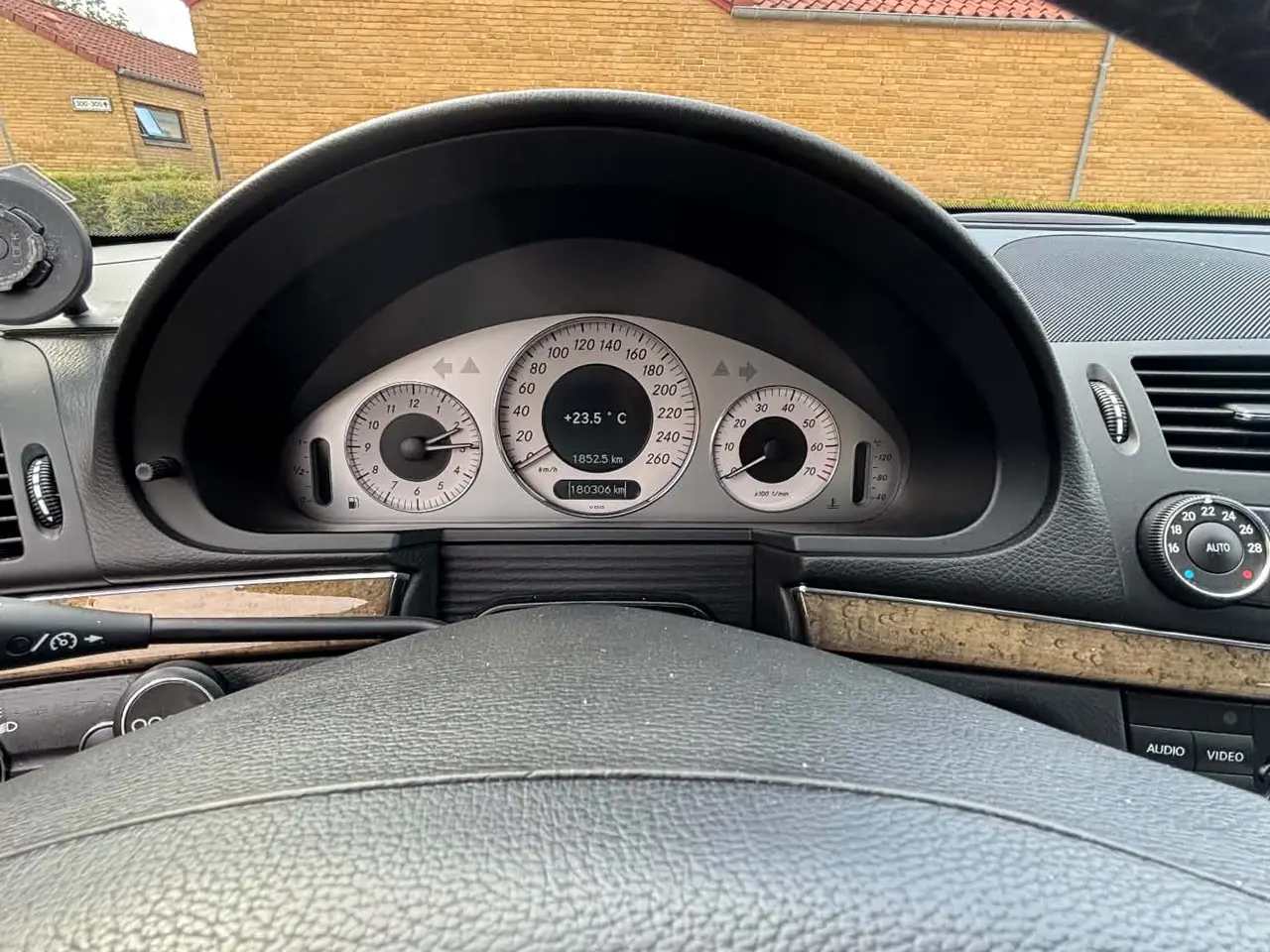 Billede 10 - 2007 Mercedes E230