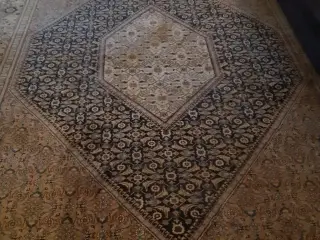 Tæppe gives væk