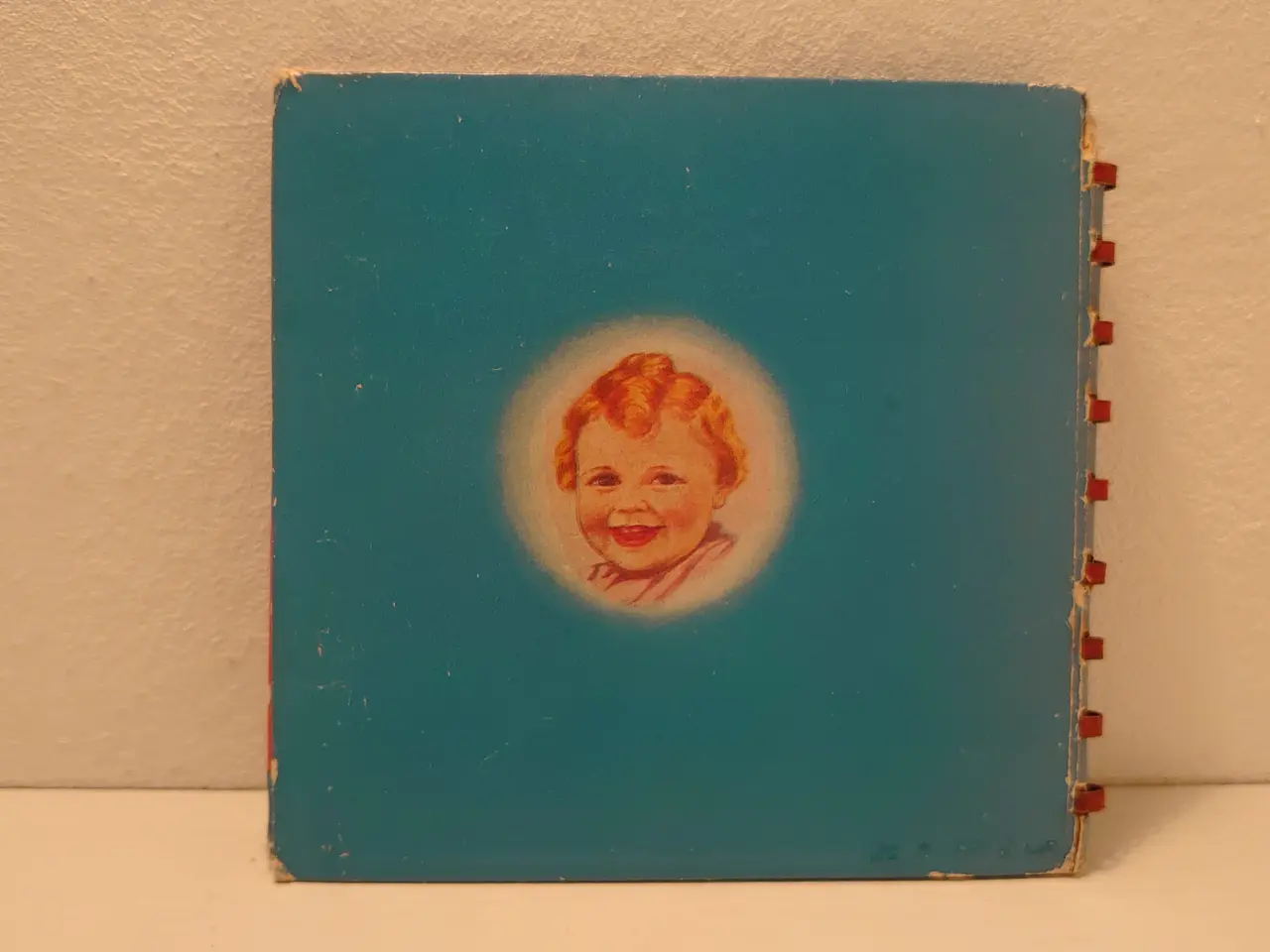 Billede 2 - Peggy Star: Look here. ill.C. Schaare.Foldud sider