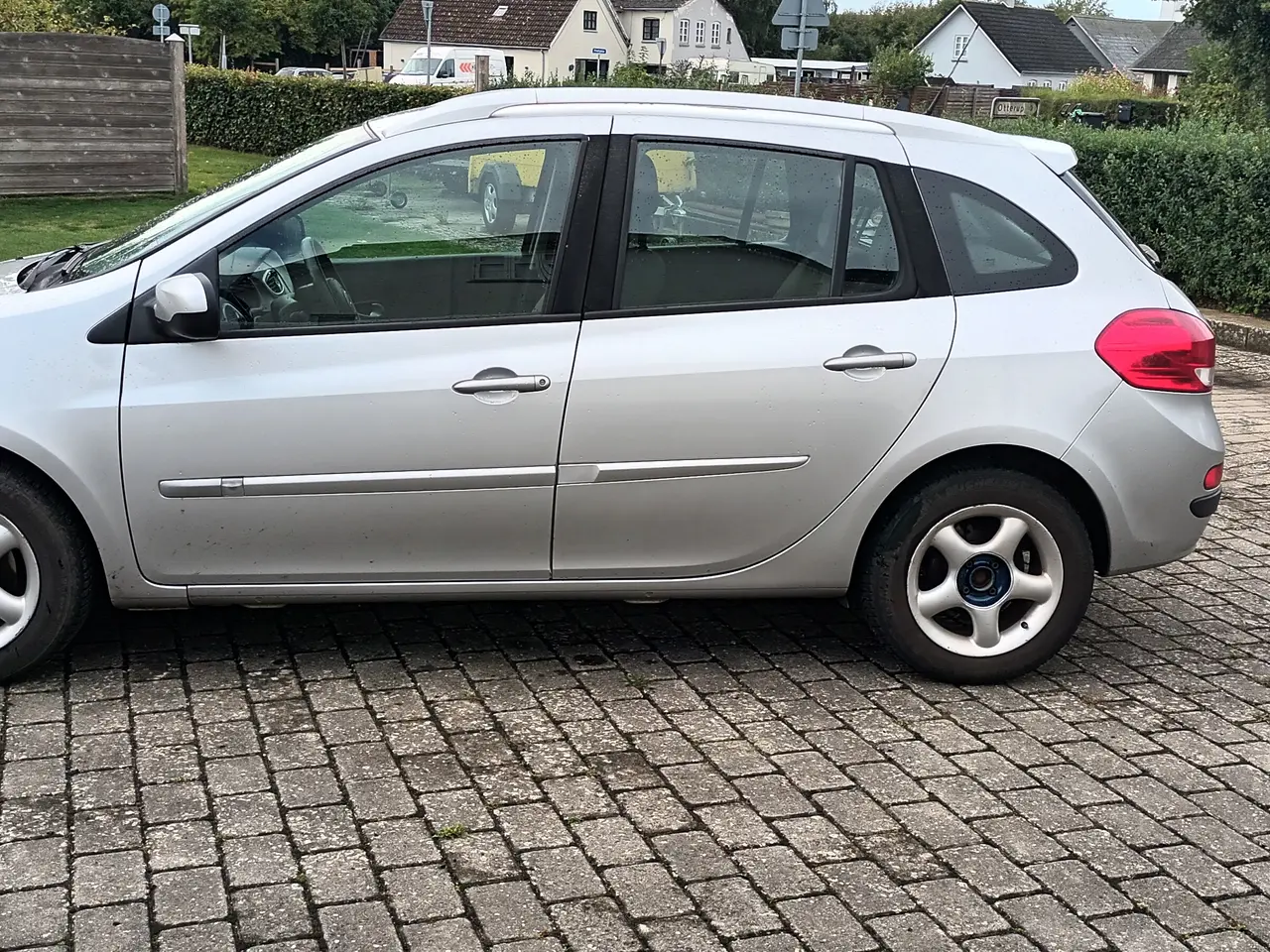 Billede 2 - Velkørende Renault Clio sælges