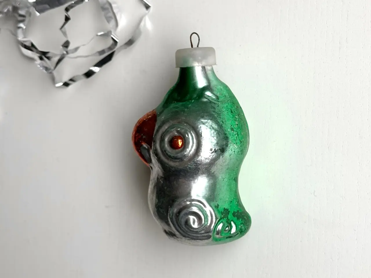 Billede 3 - Vintage ornament, papegøje, grøn m orange næb