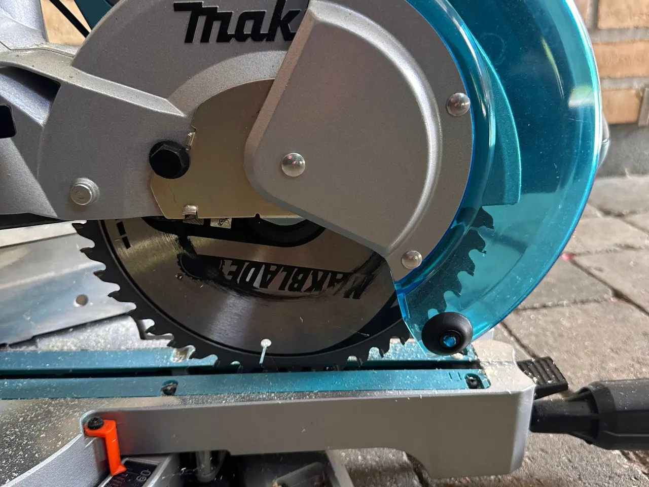 Billede 2 - UDLEJES - Makita LS0815FLN kap- og geringssav