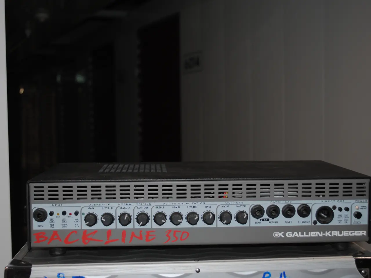 Billede 2 - et Basanlæg mrk. Gallien-Krueger Backline årg.2006