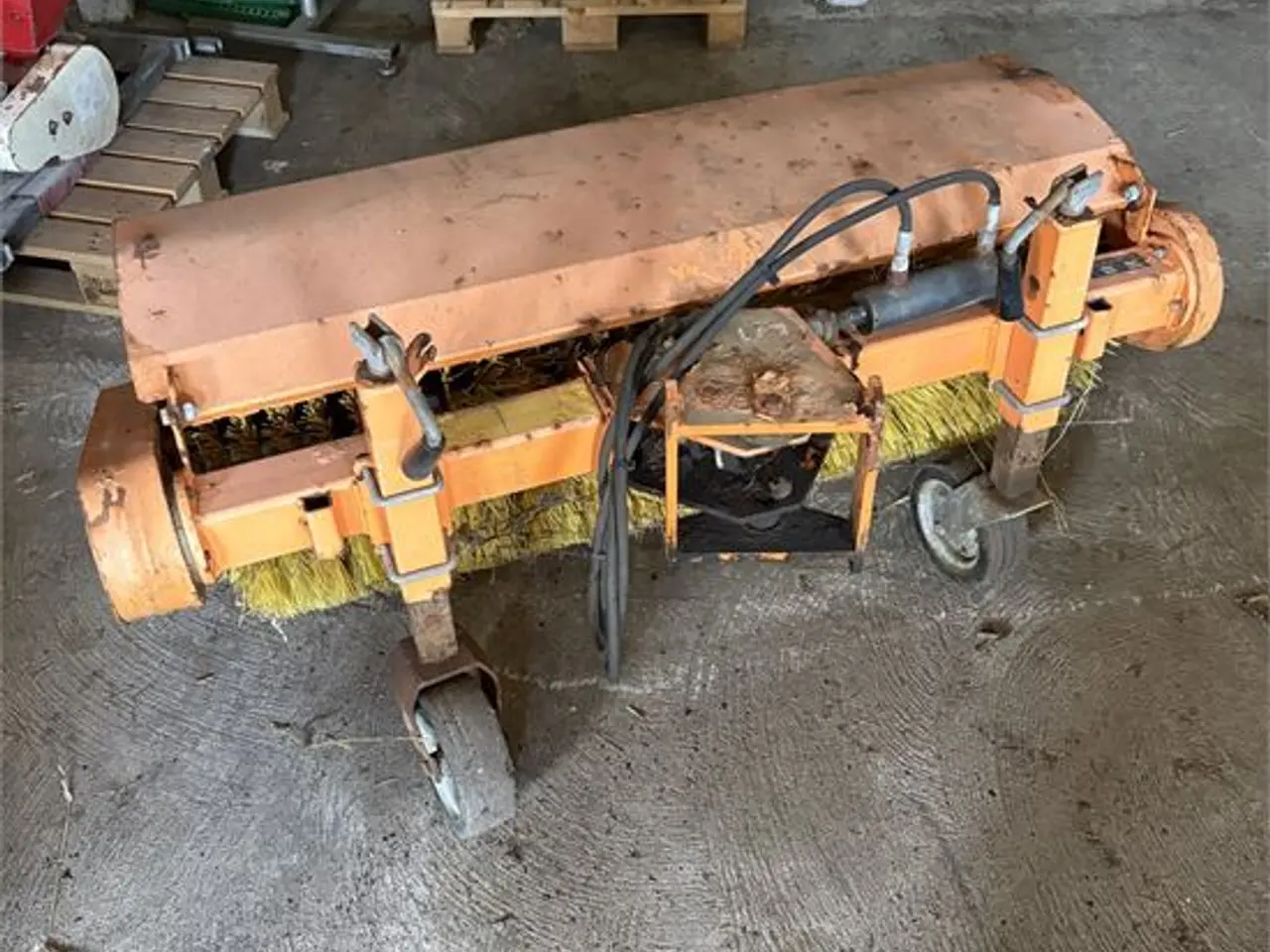 Billede 1 - Nesbo FM-1300 - Ekstra kost medfølger
