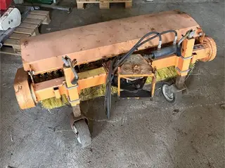 Nesbo FM-1300 - Ekstra kost medfølger