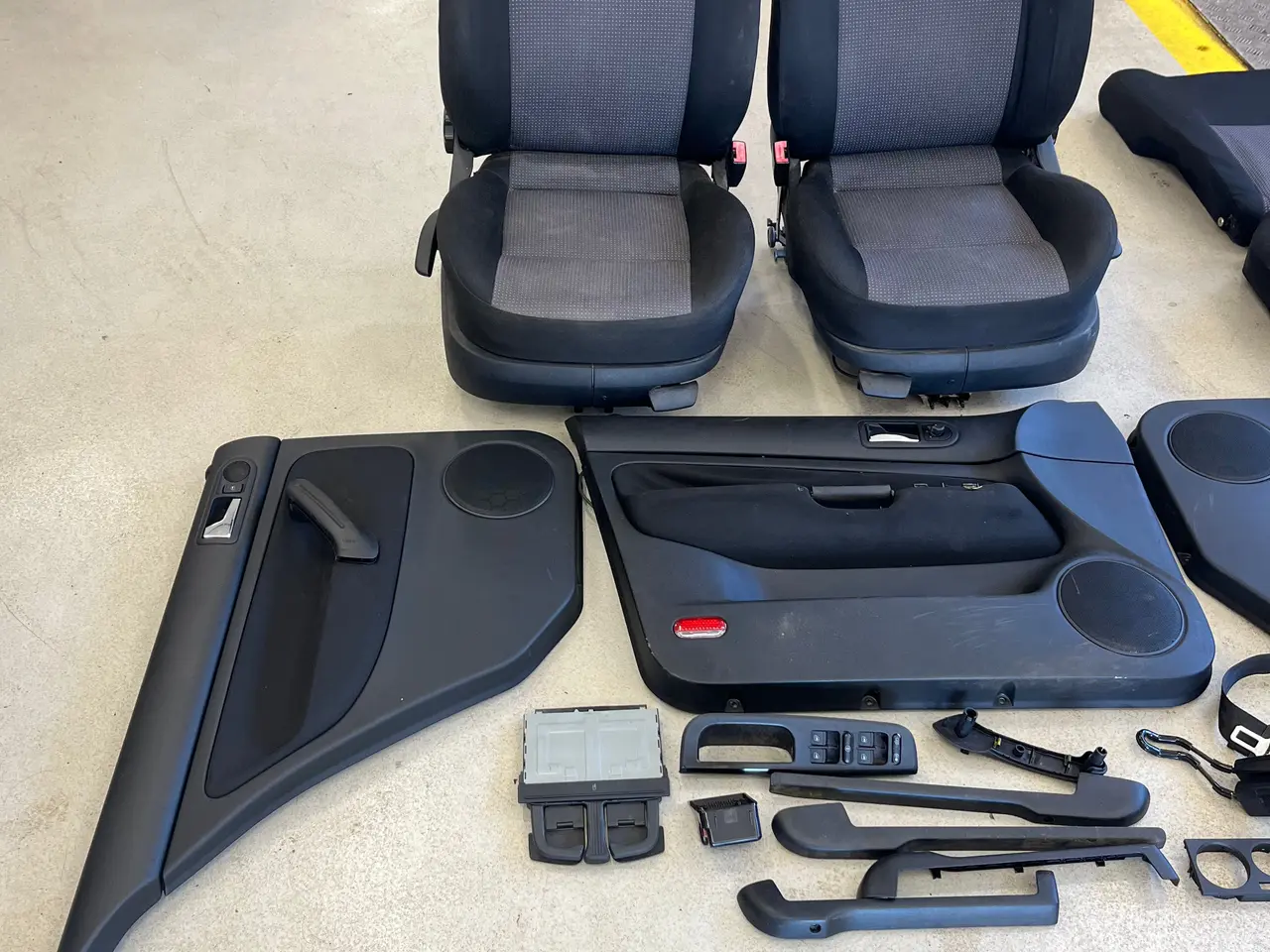 Billede 2 - Vw golf IV kabine
