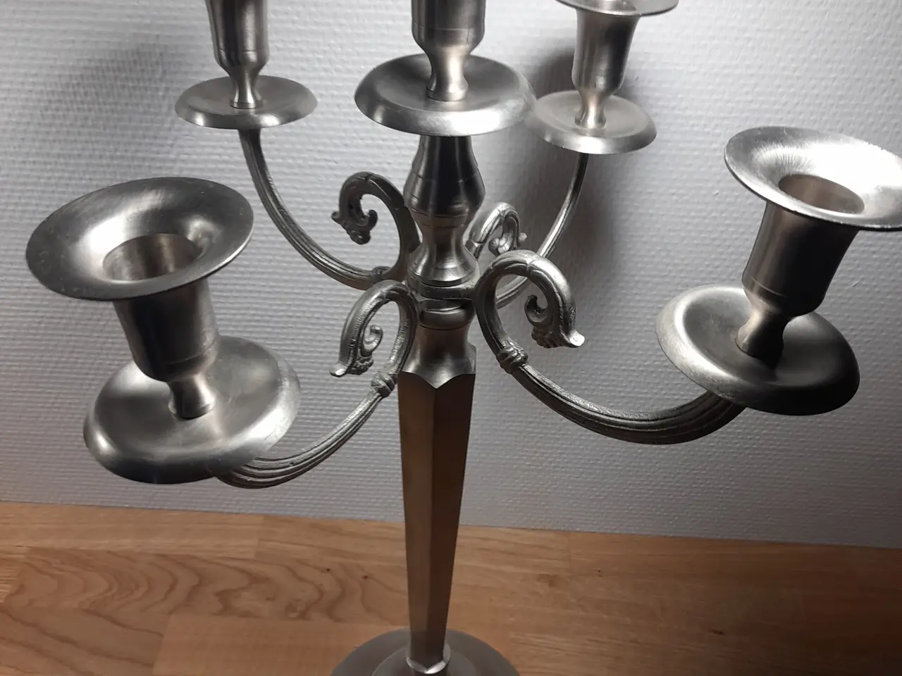 Billede 2 - Flot 5-armet kandelaber / lysestage i aluminium