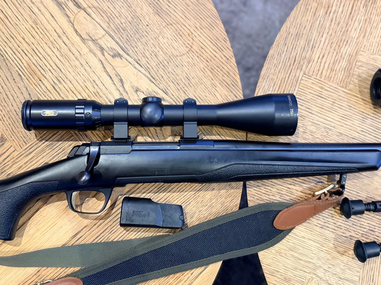 Billede 3 - Browning X-Bolt .308 med lyddæmper og kikkert