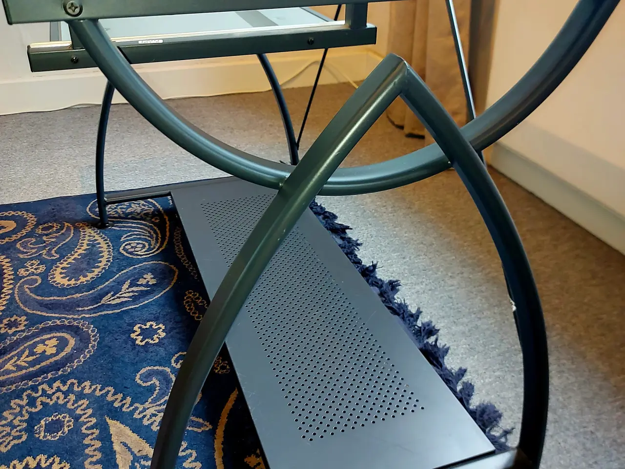 Billede 4 - 7Mm glass Skrevbord /computerbord