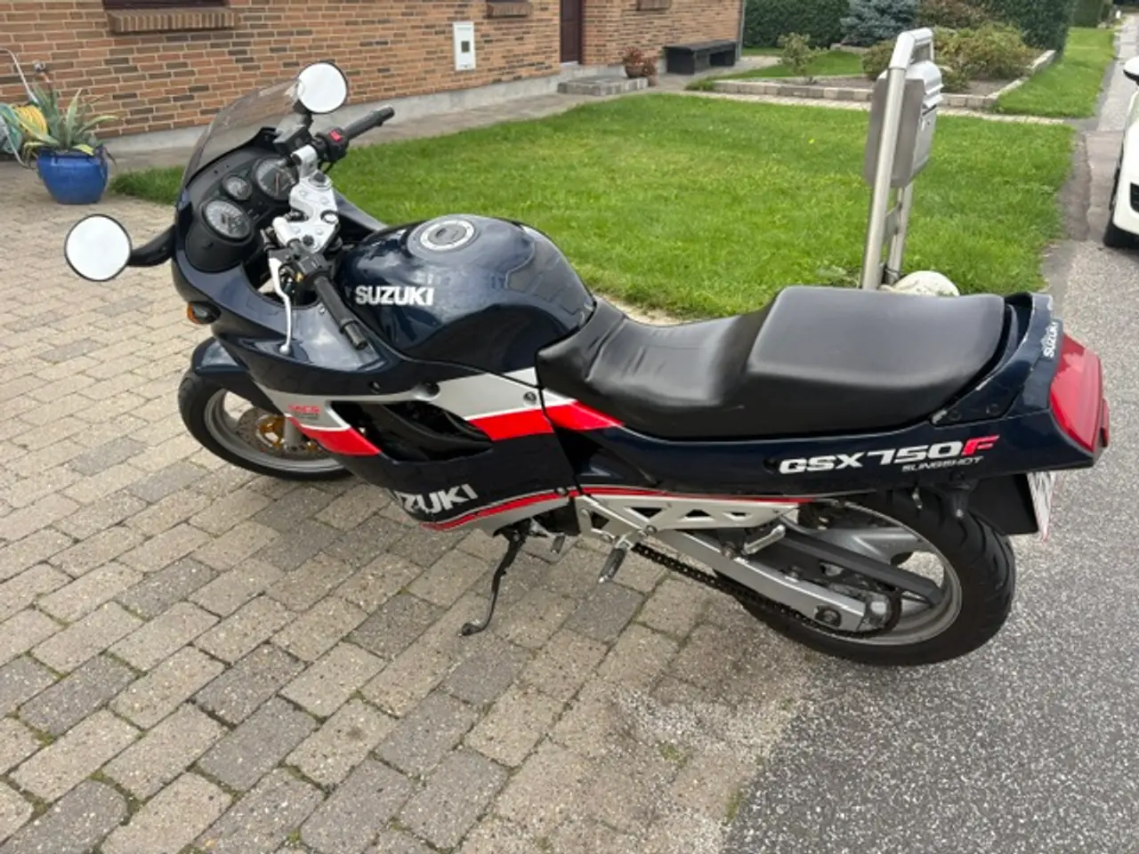 Billede 4 - Suzuki 750 veteran motorcykel