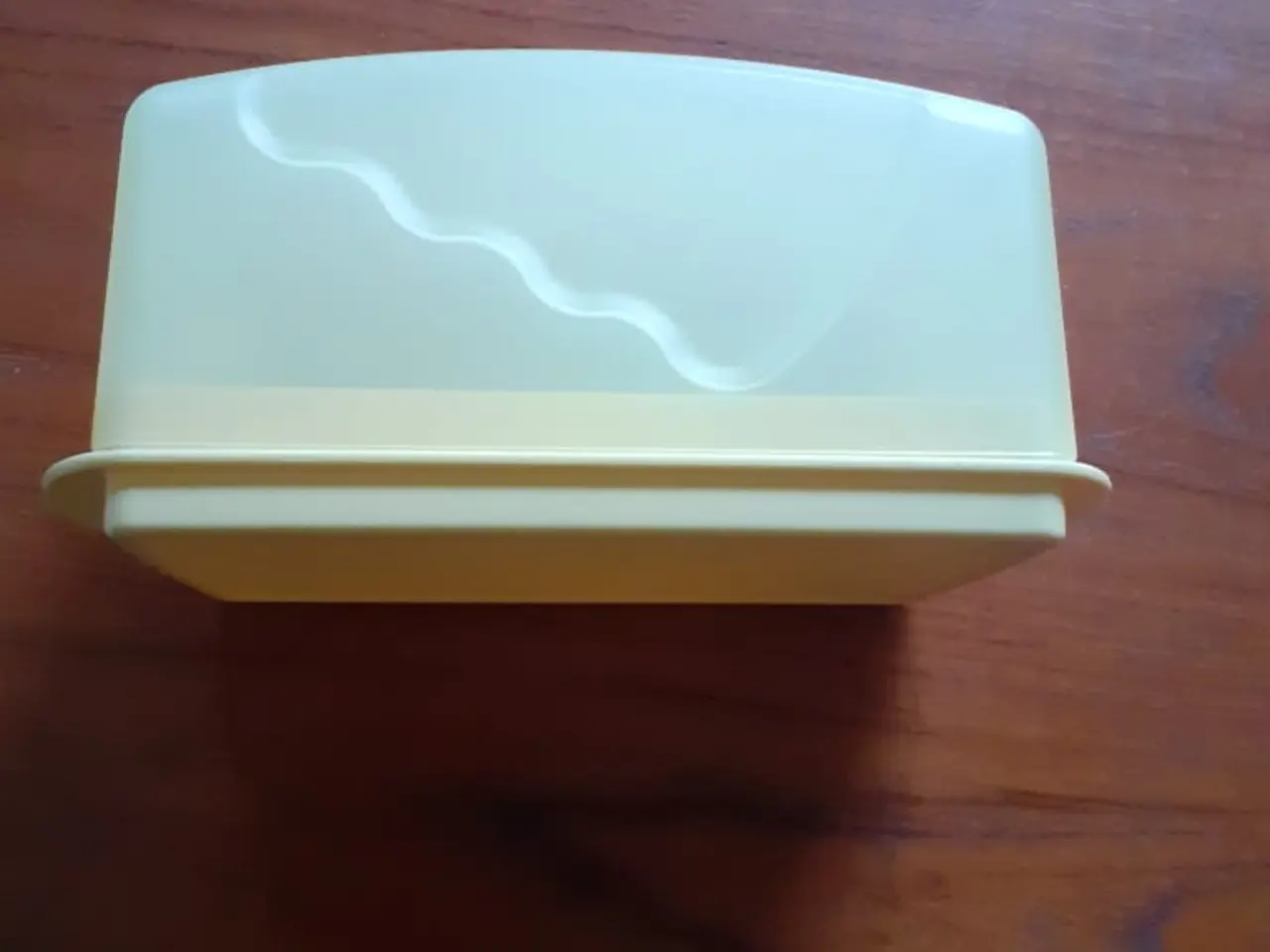 Billede 2 - Smør klokke I plast tupperware