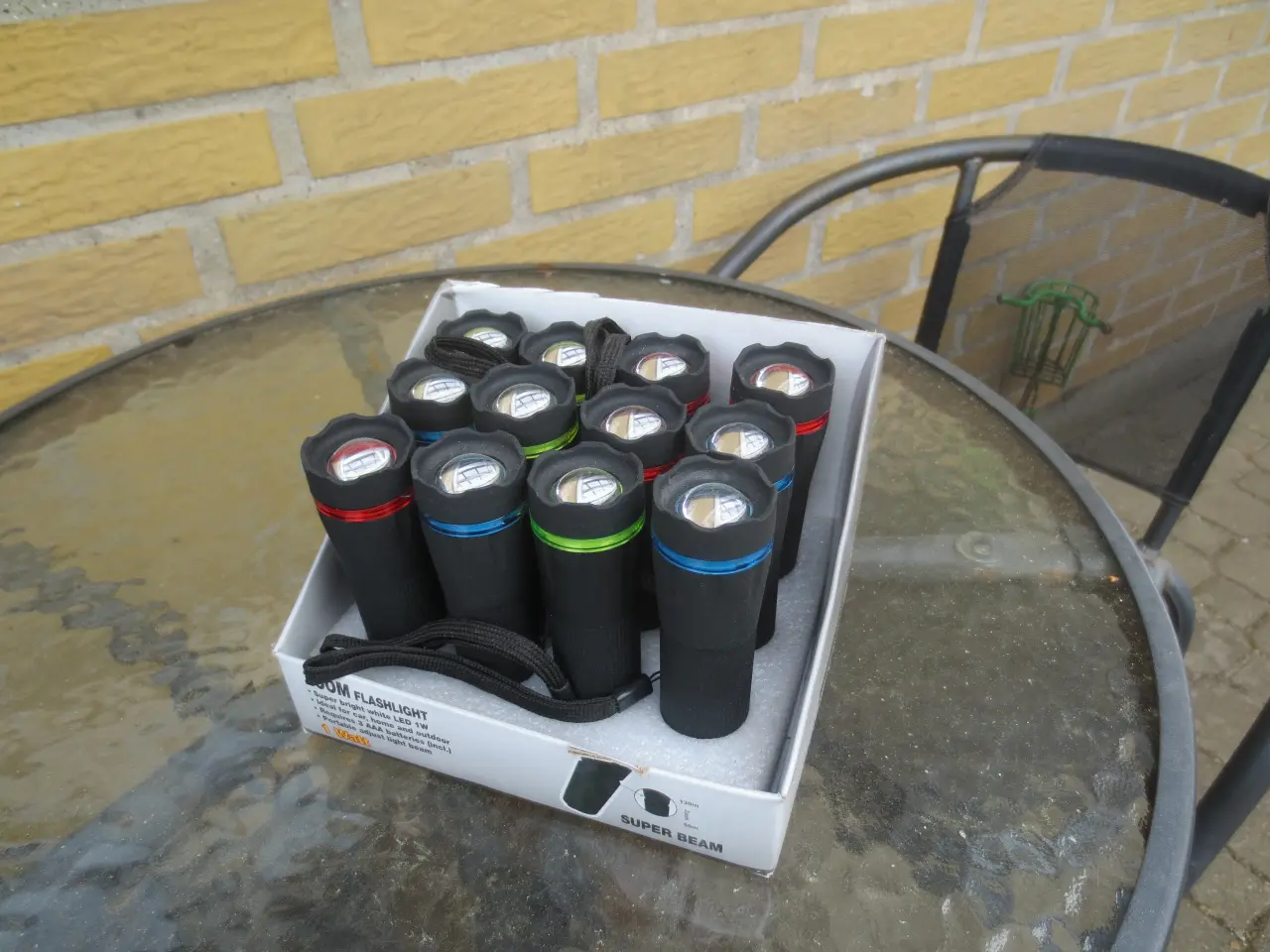 Billede 1 - 12 stk Nye Zoom Flashligt LED
