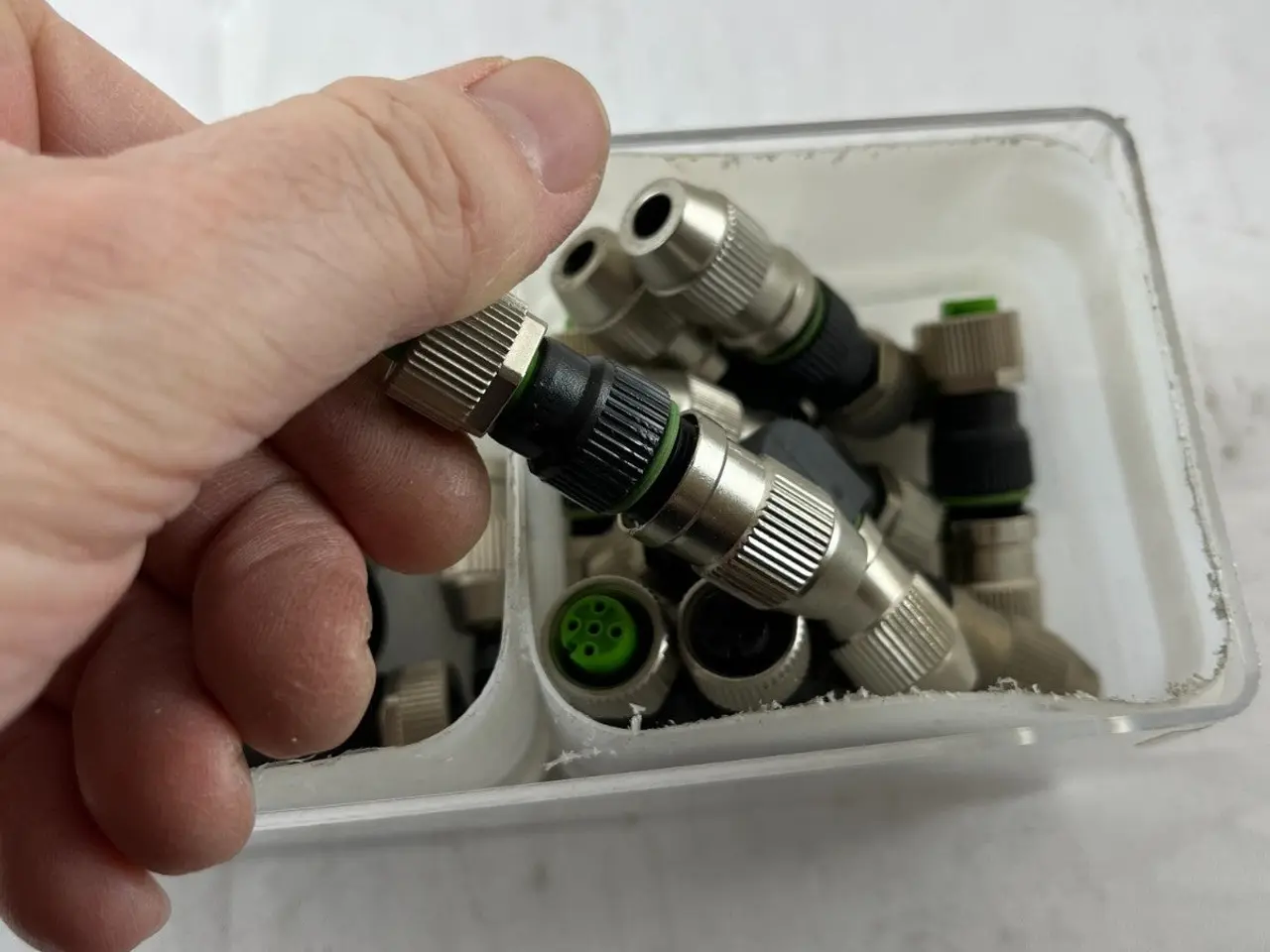 Billede 11 - M12 Field Wireable Connectors 4 & 5 Pin Angled