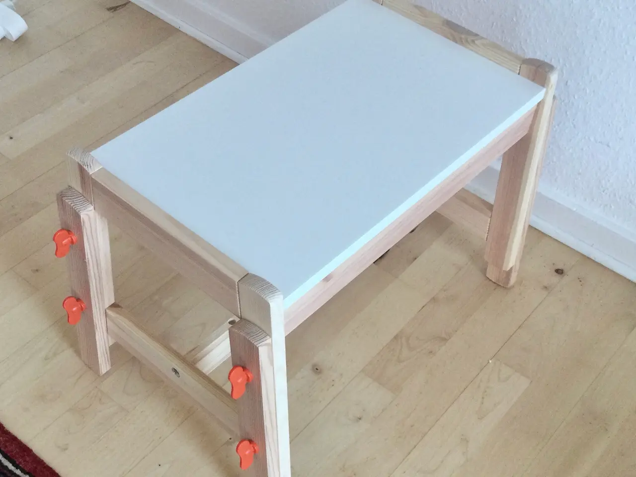 Billede 6 - Sidebord / sengebord / sofabord / børnebord