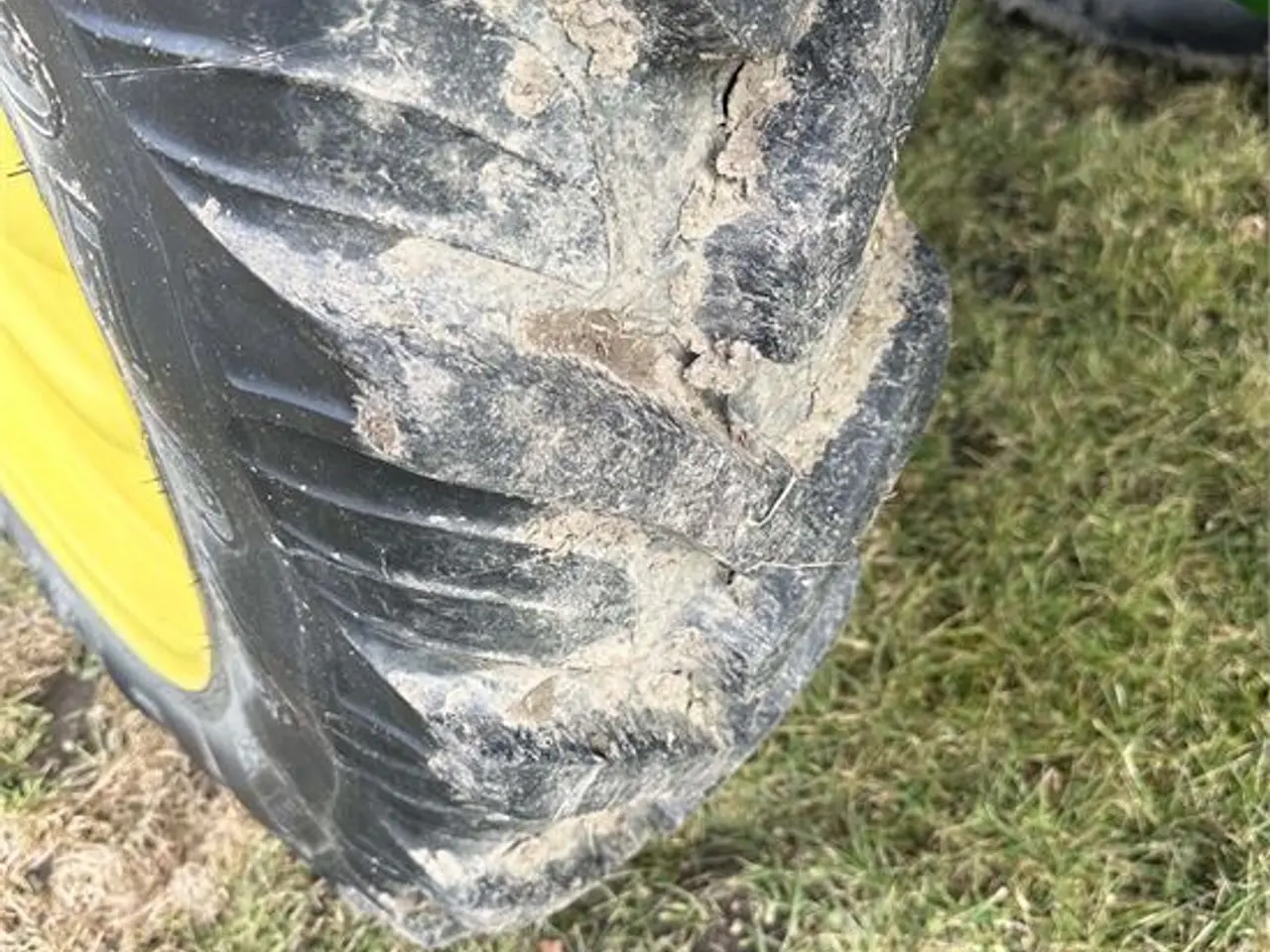 Billede 32 - John Deere 740 - 24 m