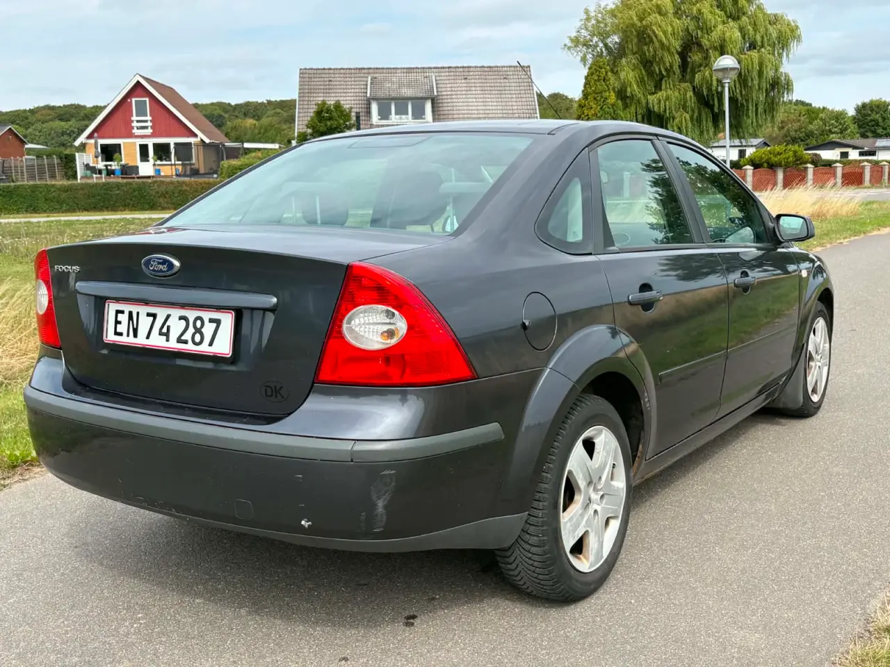 Billede 3 - Ford Focus 1.6 Benzin Sedan – synet til 2028 🚗
