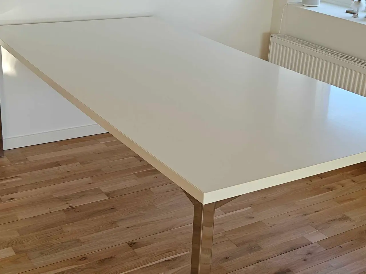 Billede 2 - Stabilt spisebord