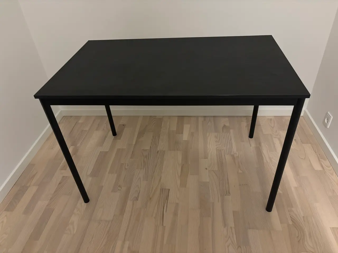Billede 3 - IKEA SANDSBERG spisebord 110x67 cm – sort