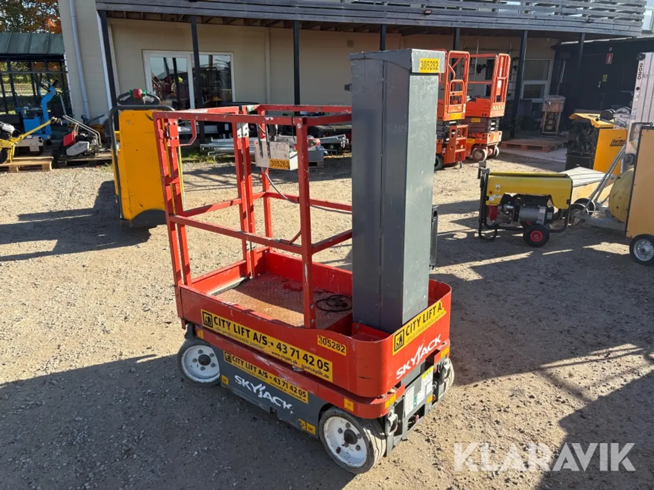 Billede 4 - Søjlelift SkyJack SJ12