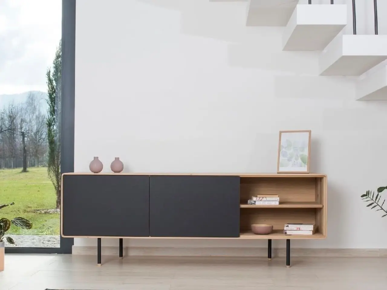 Billede 1 - Tv møbel i moderne design 