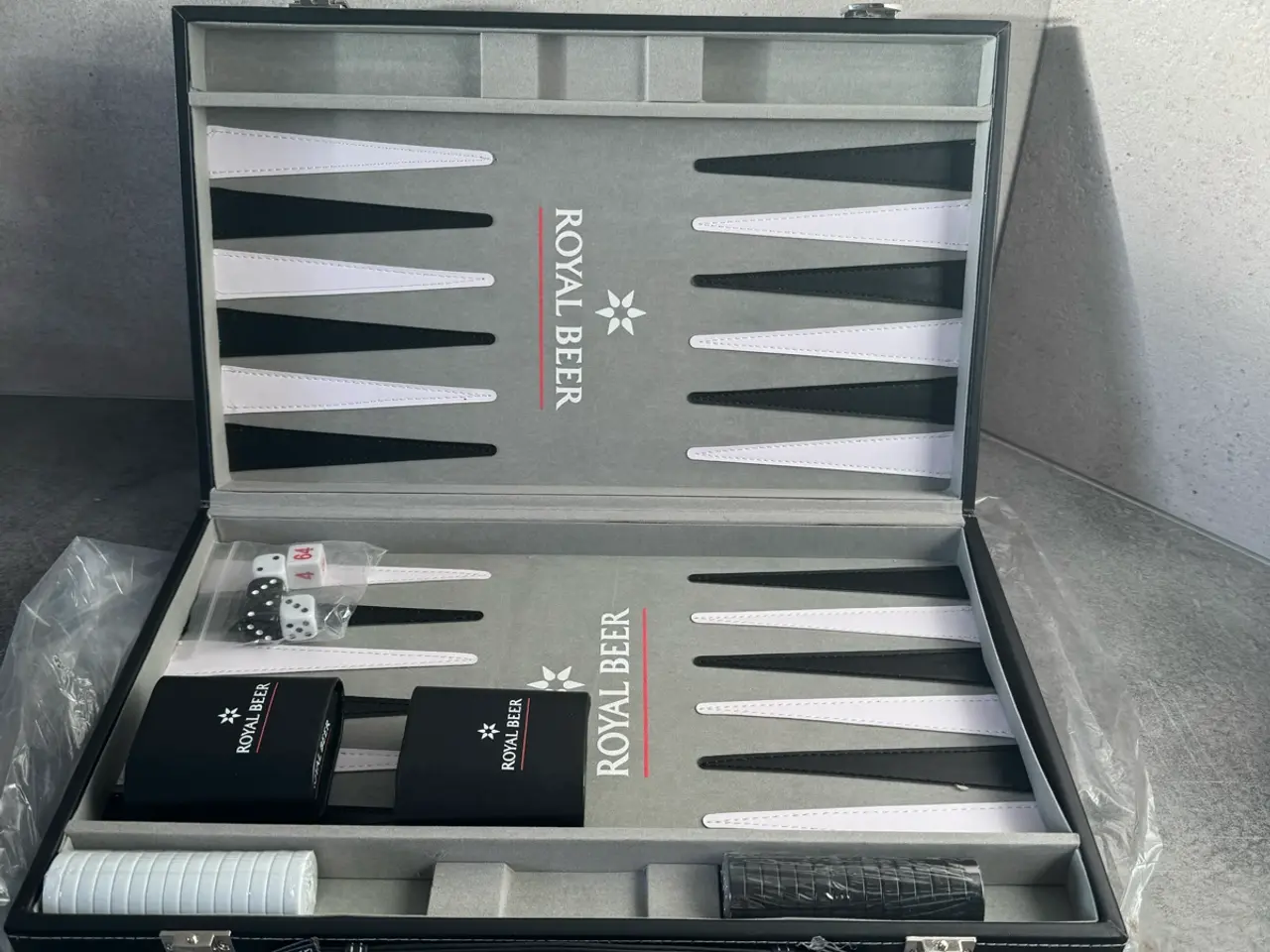 Billede 3 - Backgammon, rafle, kort fra Royal Unibrew