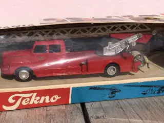 TEKNO...SCANIA VABIS STIGEBIL MED ÆSKE