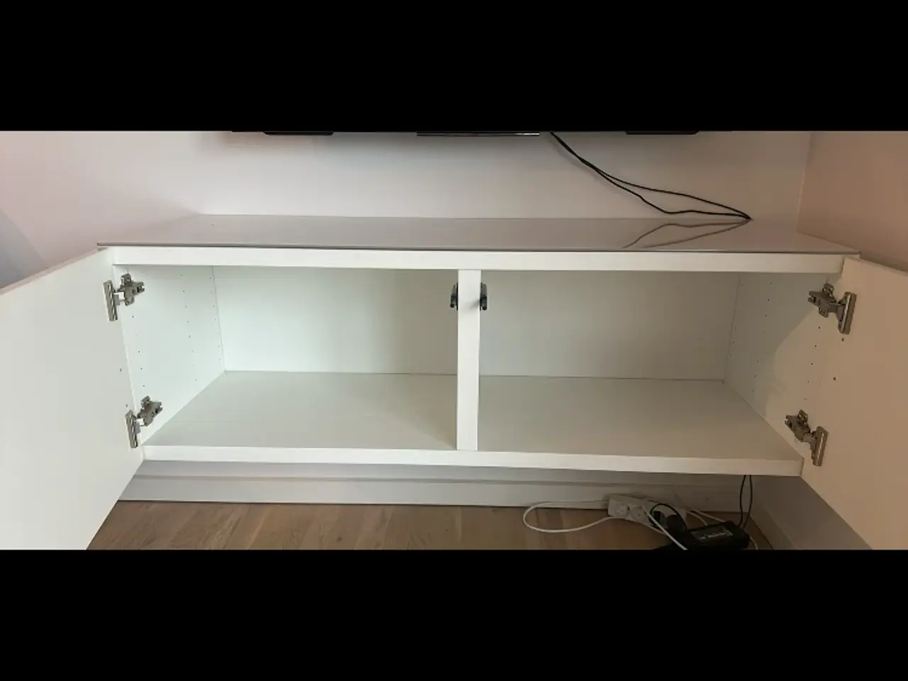 Billede 2 - TV-møbel