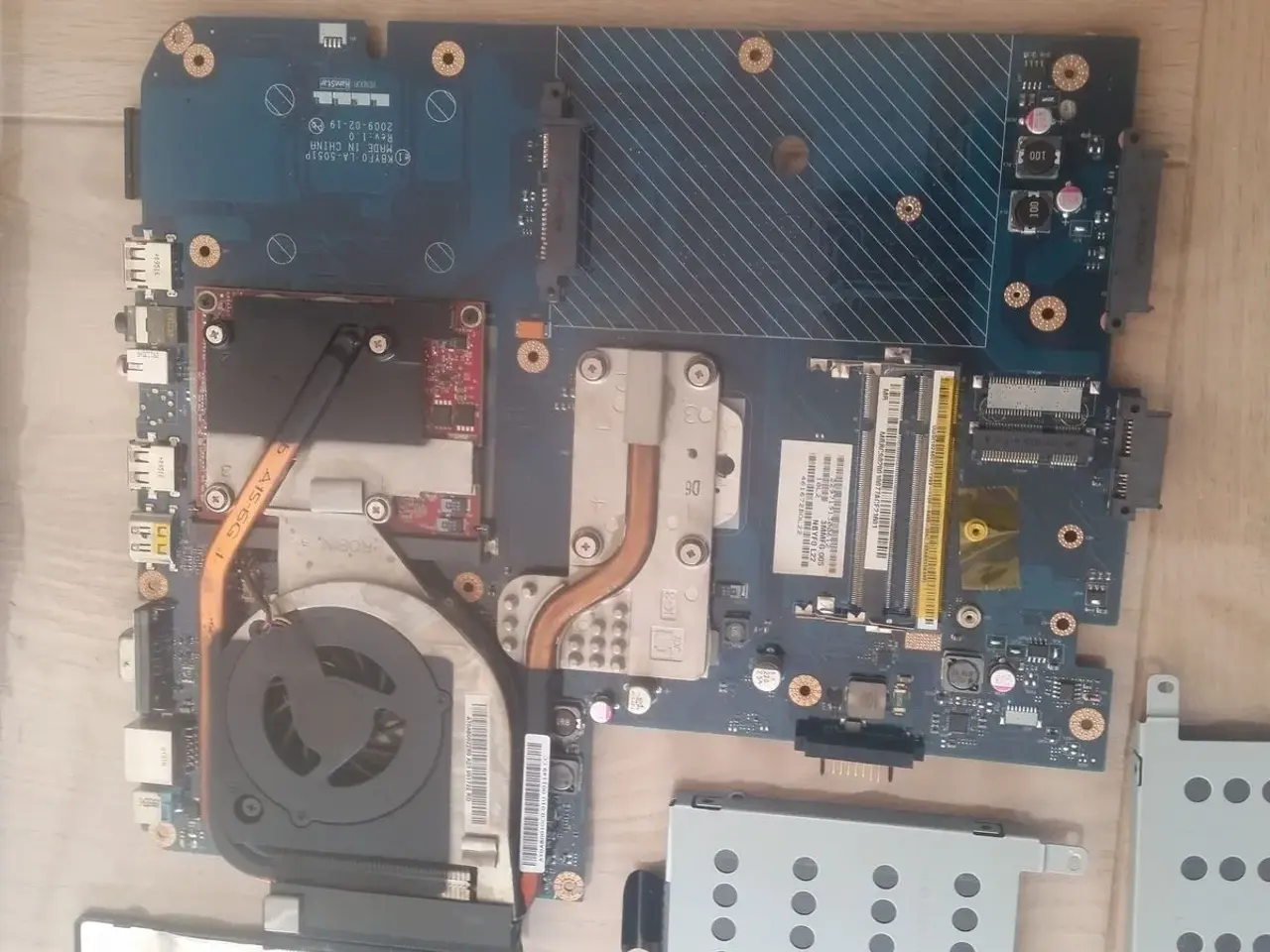 Billede 4 - Packard bell LJ71 (sælges i dele)