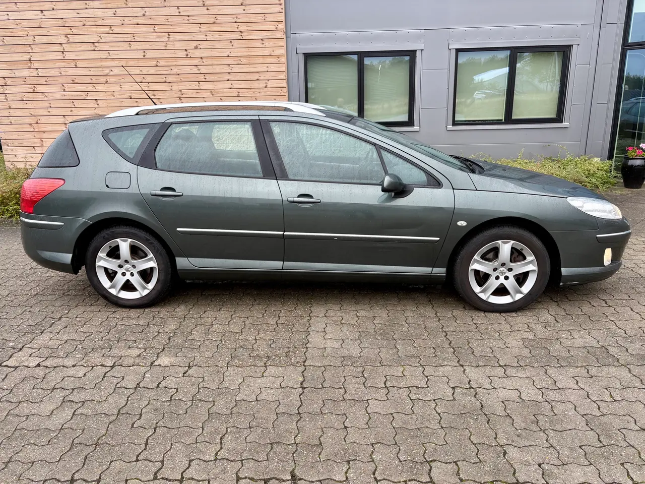 Billede 2 - Velkørende 407 2,0 HDI m/Automatgear & Læderkabine