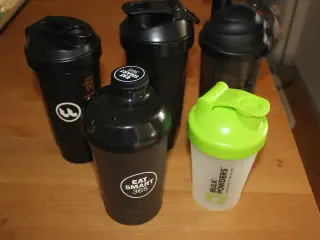 5 blandede shakers