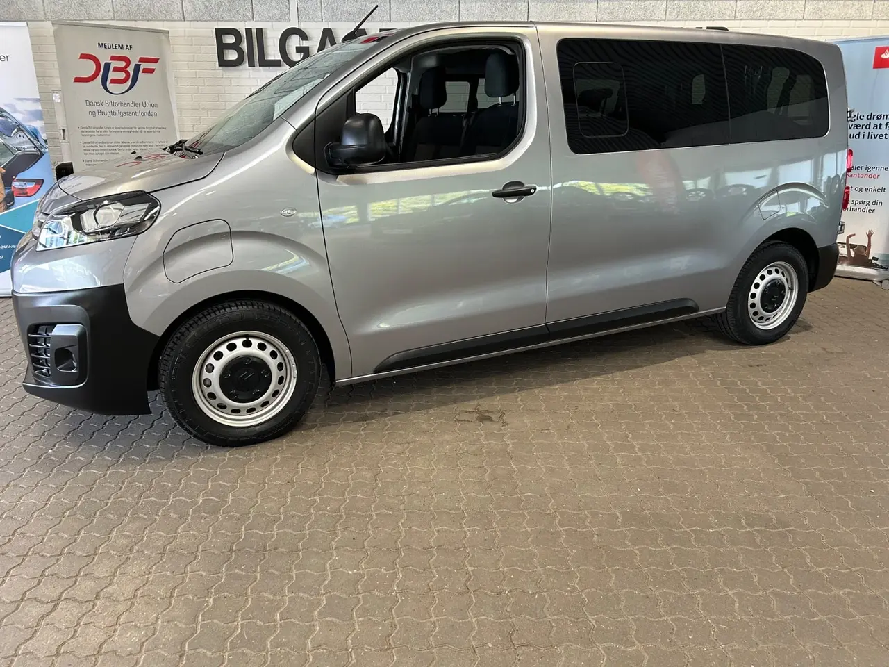 Billede 2 - Citroën ë-Jumpy 50 L2 9prs
