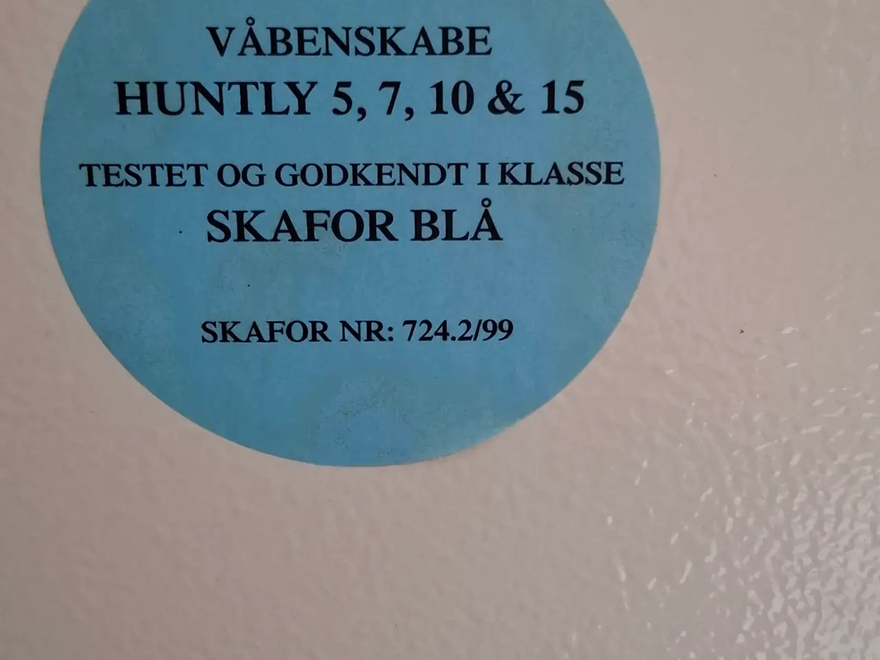 Billede 4 - Våbenskab