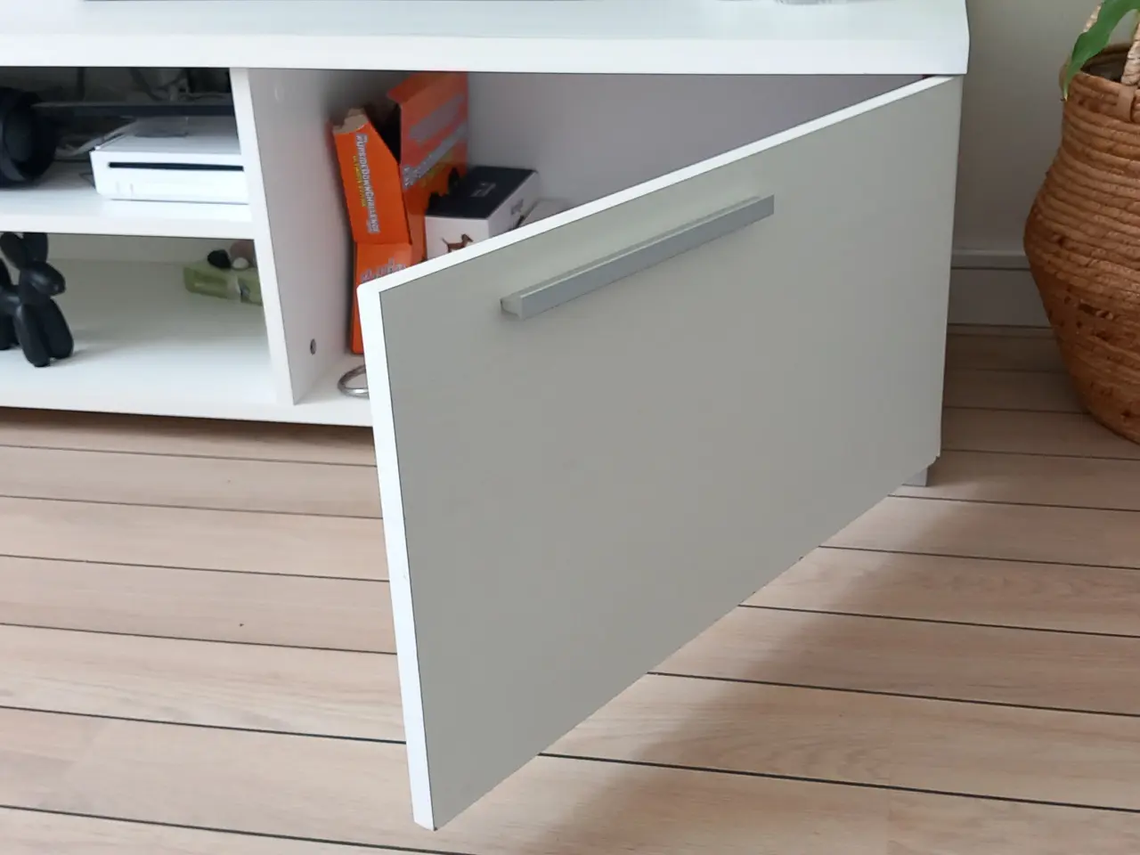 Billede 2 - Tv-skænk