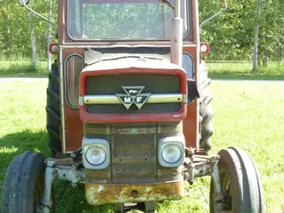 MF 135
