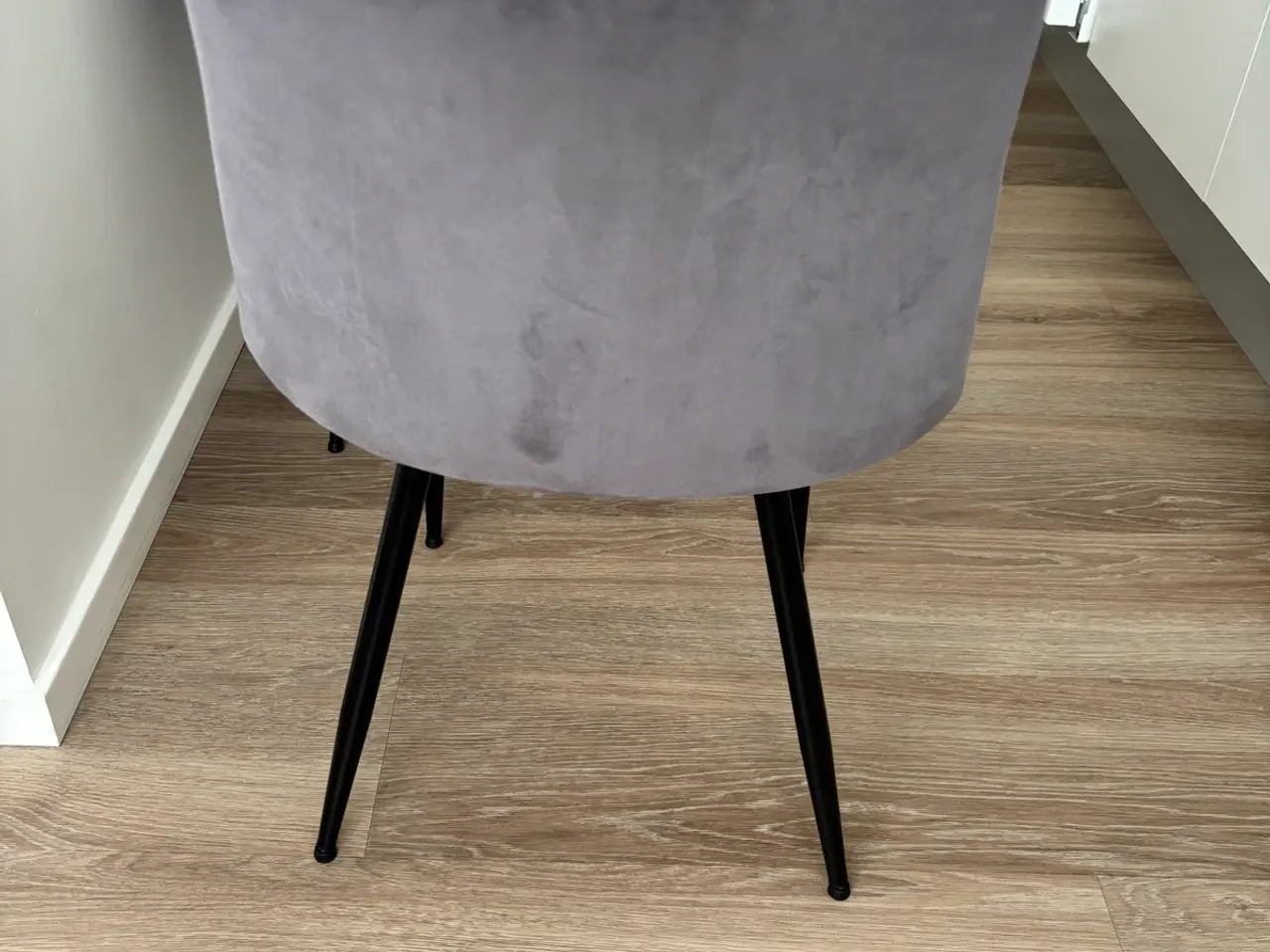 Billede 4 - Grå velour stole - 4 stk