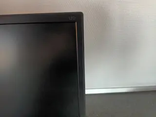 Philips Led 21,5 tommer skærm 54,6 cm.