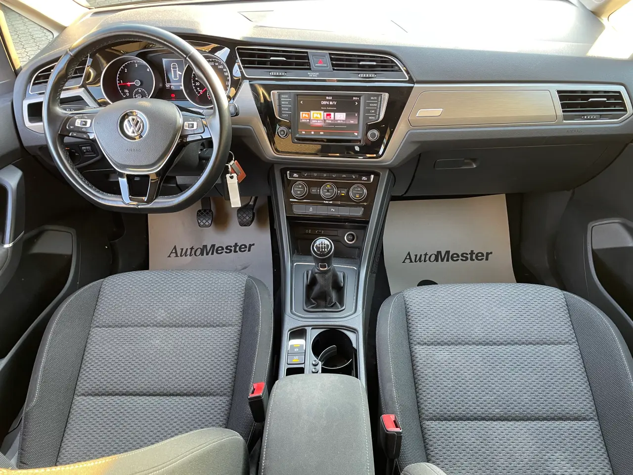 Billede 13 - Velholdt 7 Personers VW Touran