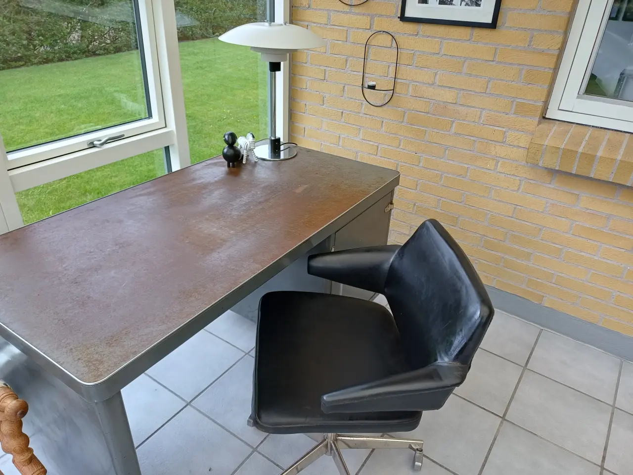 Billede 1 - Gammel skrivebord I metal fra tankstation