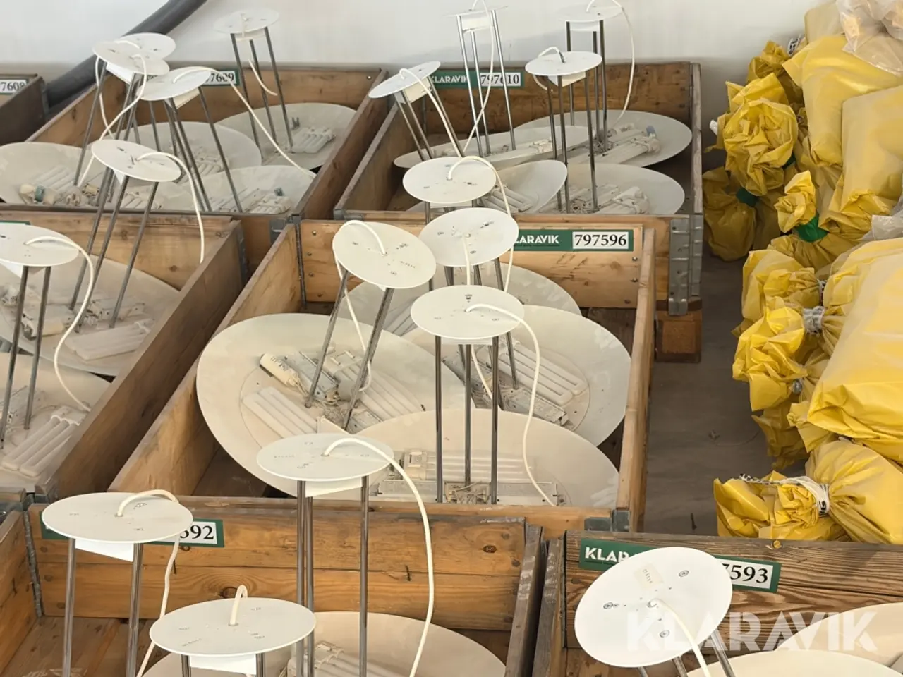 Billede 11 - Loftlamper Gino C520UP 32 Styk fordelt på 8 paller