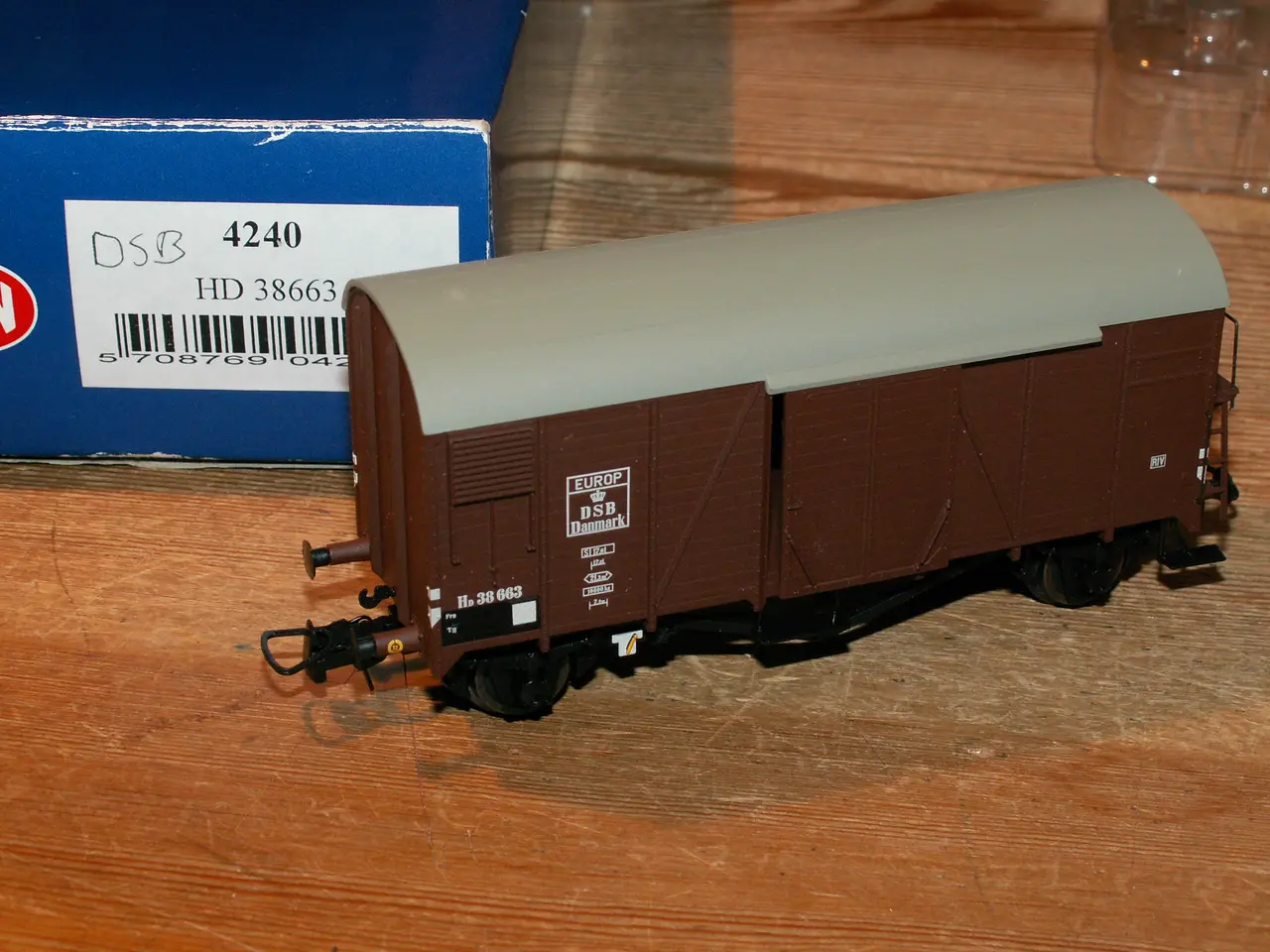 Billede 2 - Heljan 4240 - DSB / HD 38663