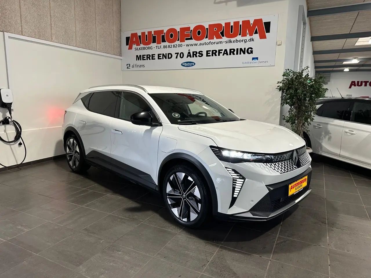 Billede 1 - Renault Scenic E-Tech 87 Techno Van