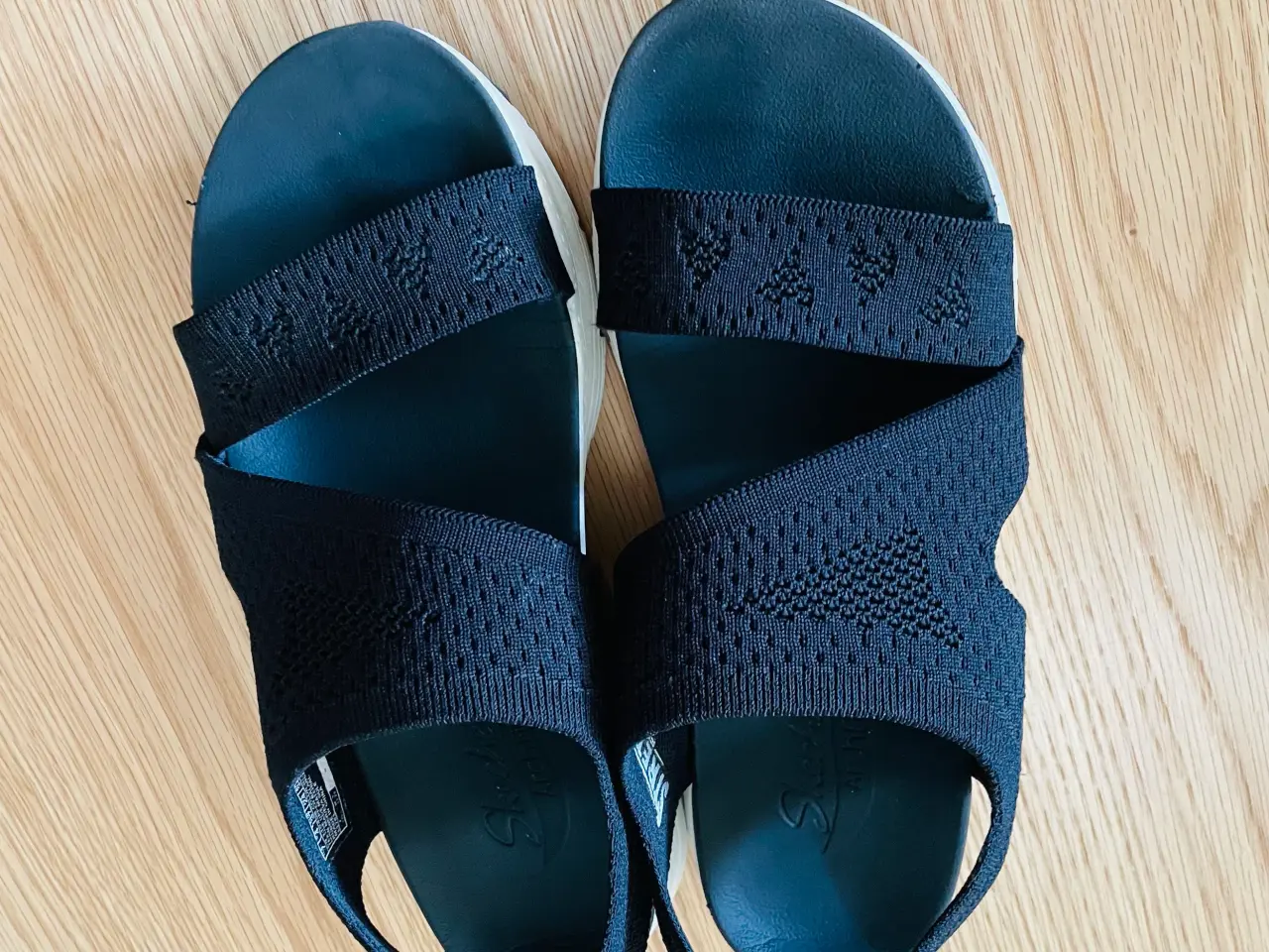 Billede 1 - Skechers sandaler