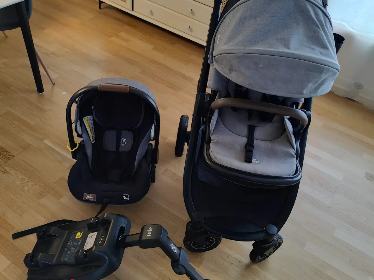 Billede 1 - Komplet sæt med autostol og klapvogn