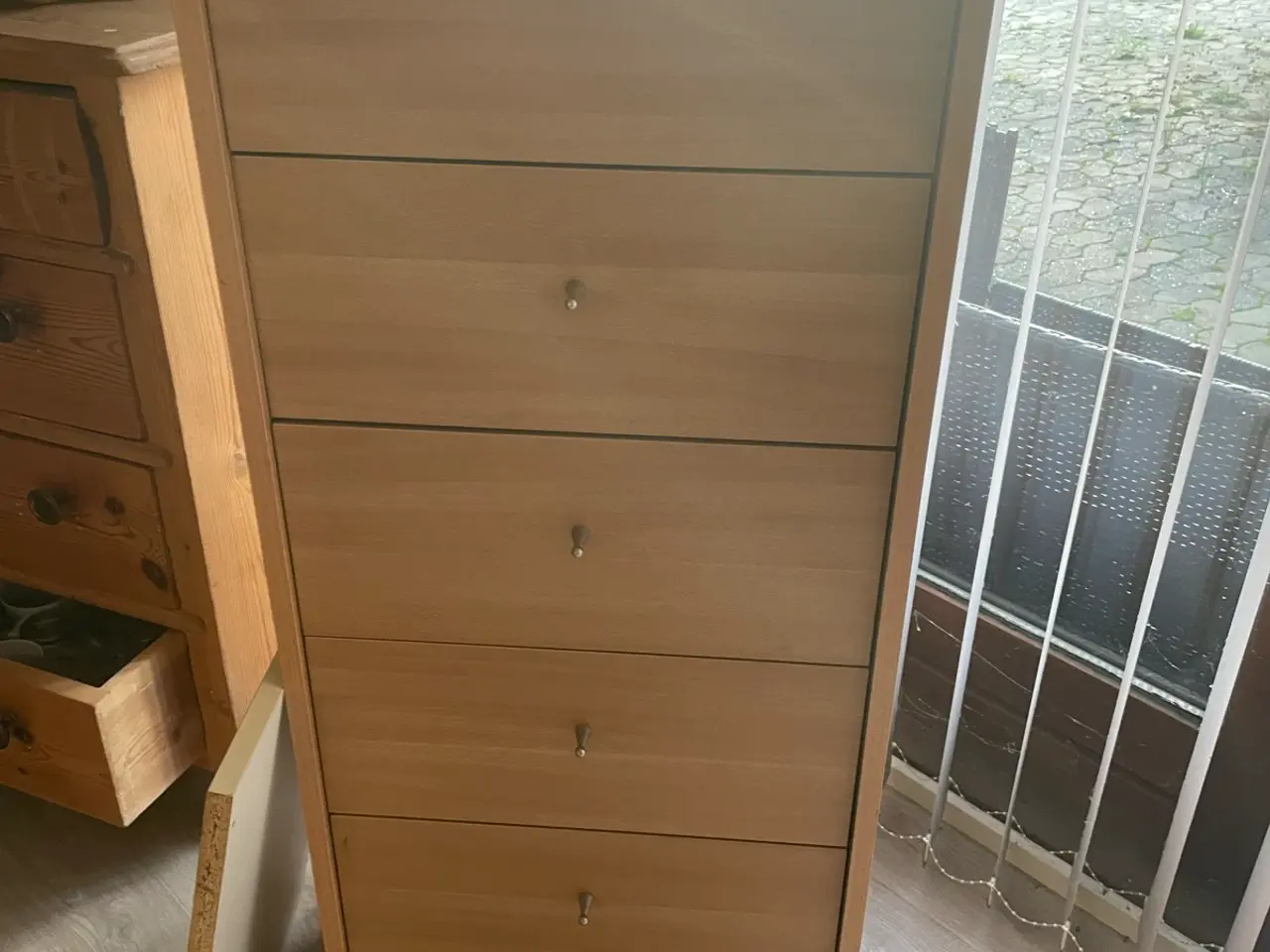 Billede 5 - Kom med bud på det i gerne vil købe. Vi rydder op.