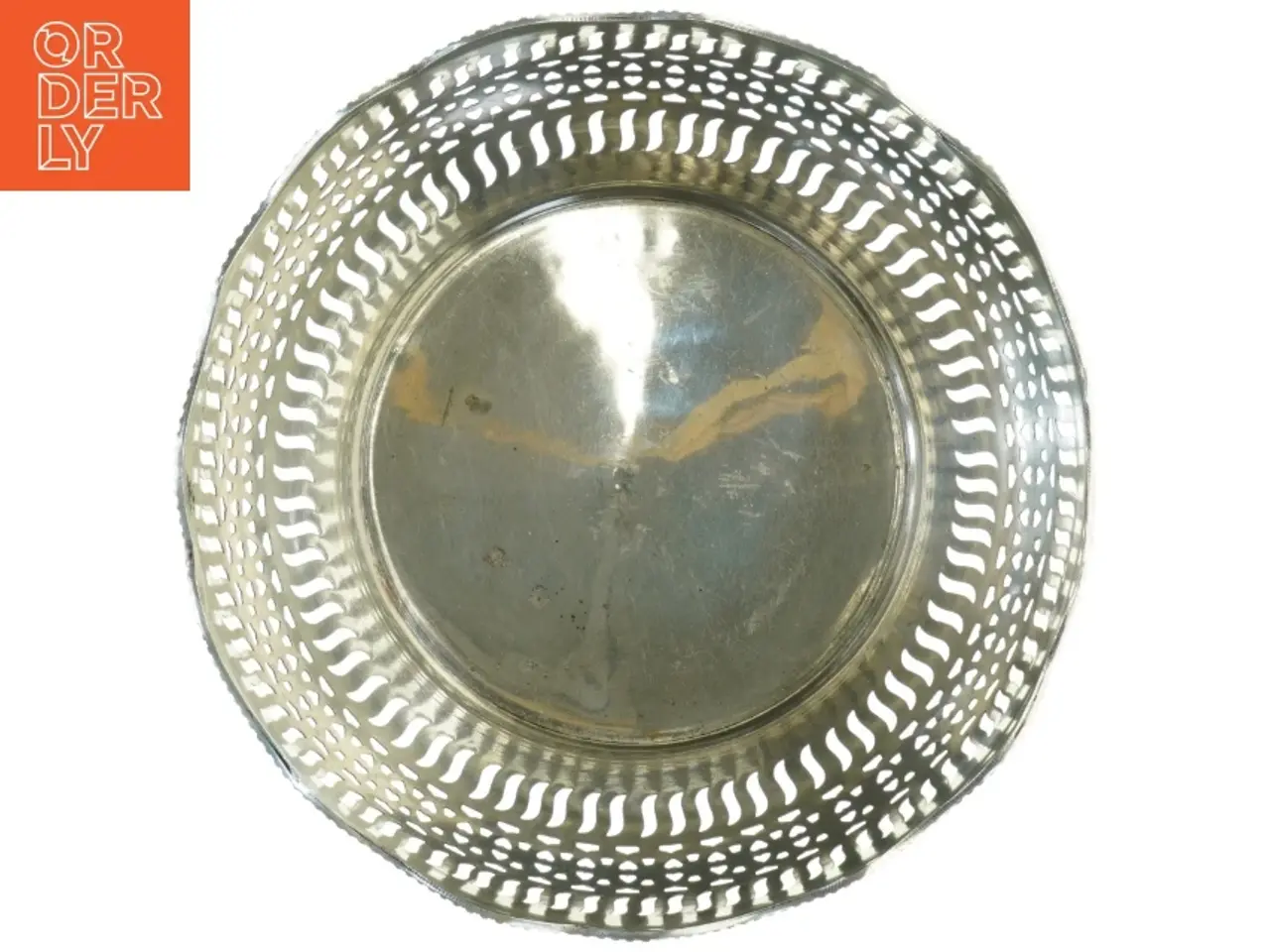 Billede 4 - Sølvfarvet udskåret skål (str. 27 x 11 cm)
