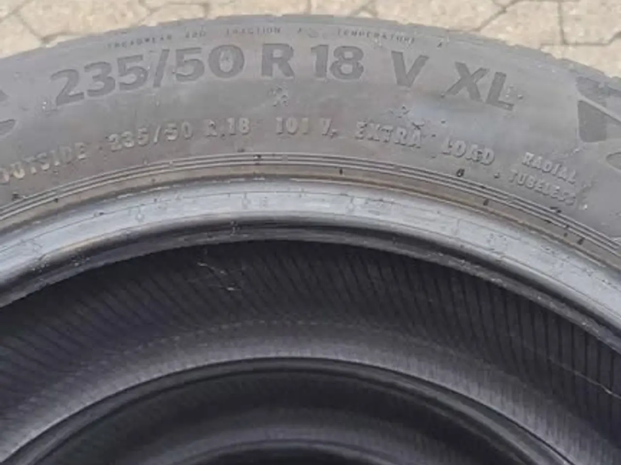 Billede 3 - Sommerdæk 235/50-18 v xl Continental Eco contact 6