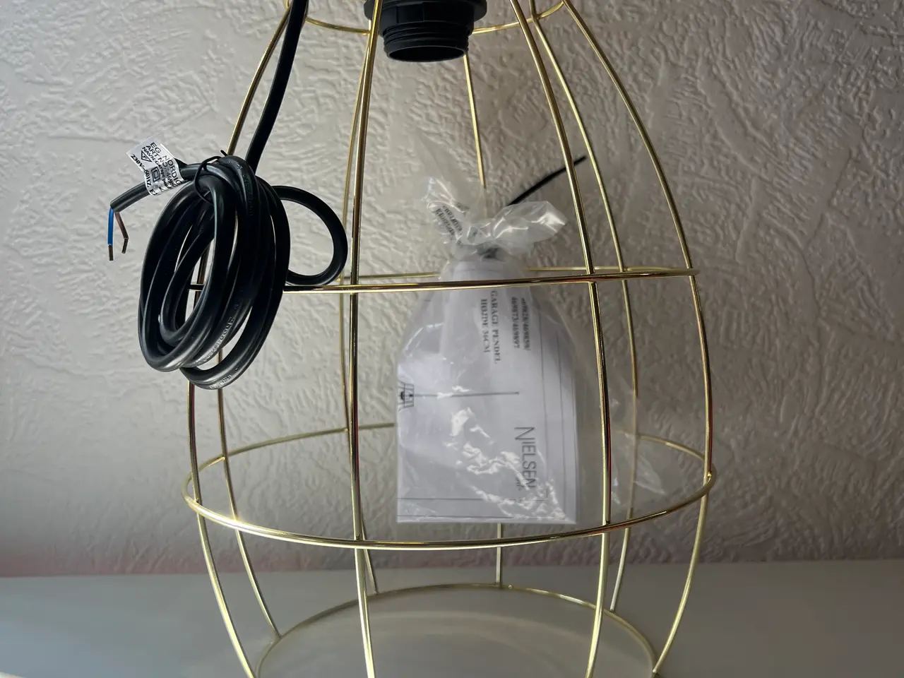 Billede 8 - Ny Messingfarvet Lampe fra Nielsen Light. 