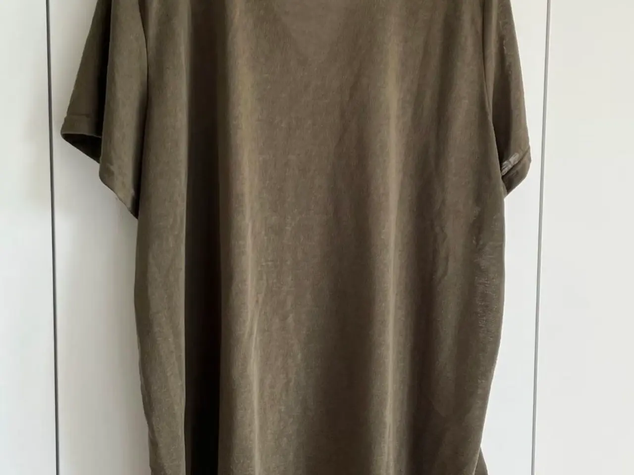Billede 2 - Armygrøn Zizzi t-shirt