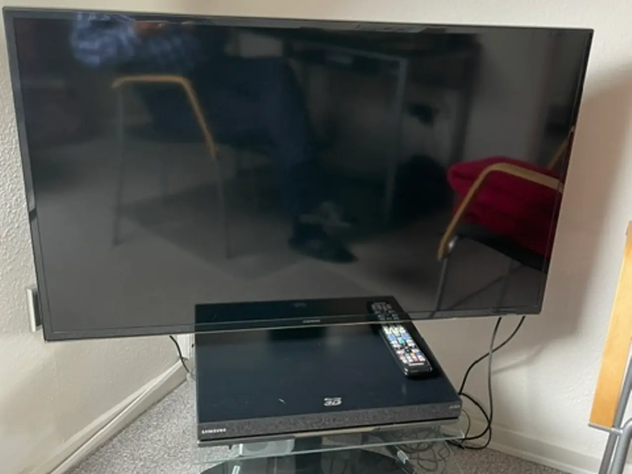 Billede 1 - Samsung tv med Blu-ray dvd afspiller sælges.
