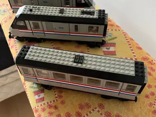 Lego tog med skinner